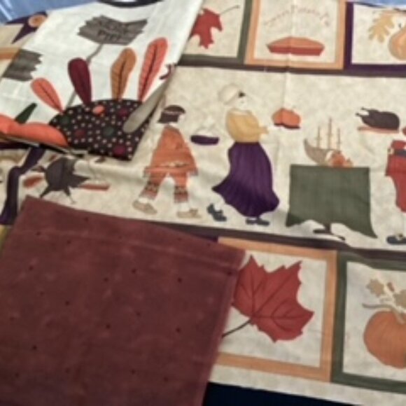 2 Thanksgiving panels plus 1 yard - Picture 1 of 4